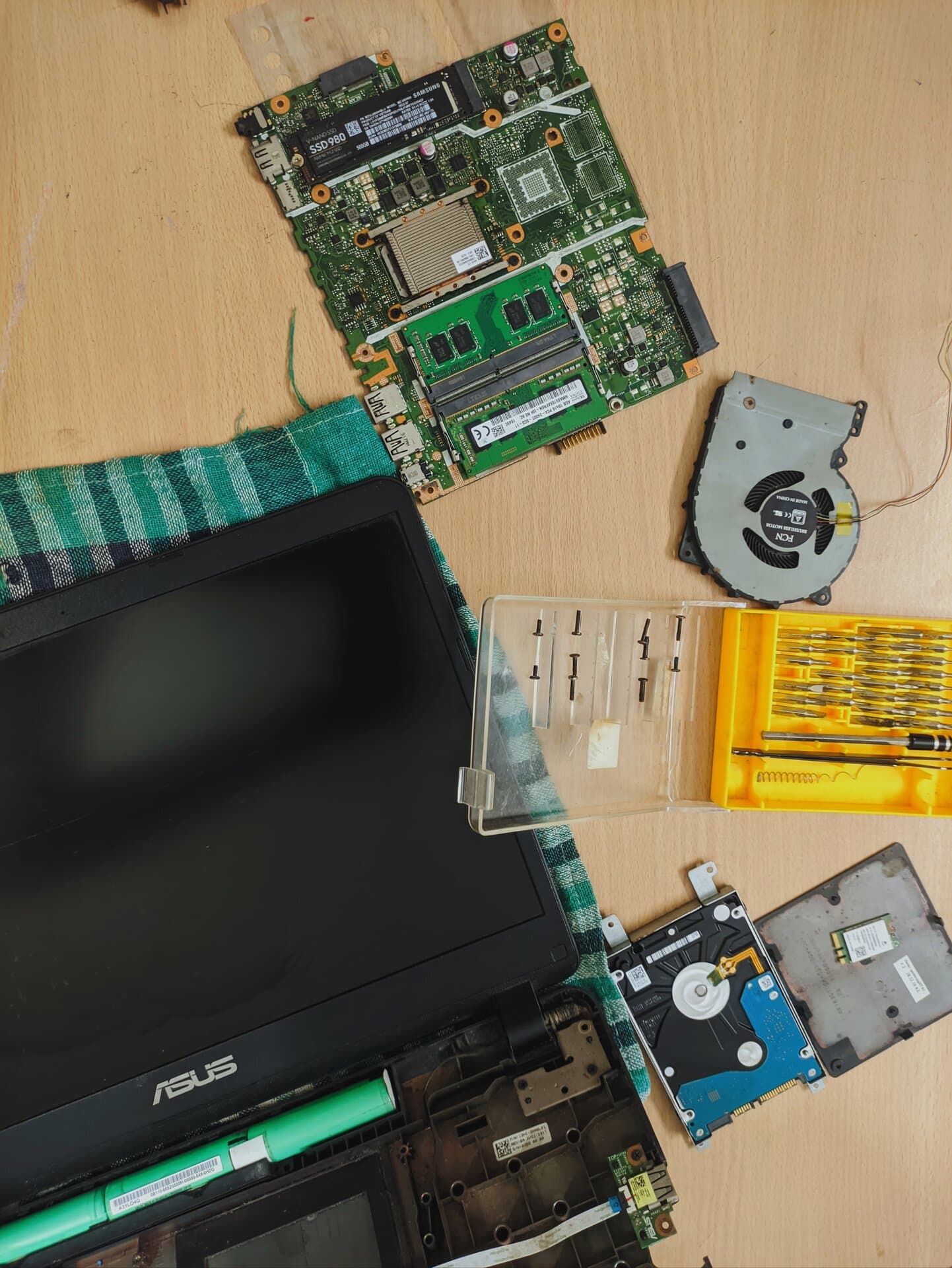 p-2023-10-07-23-28-17-000-1-LKT5ZqB4