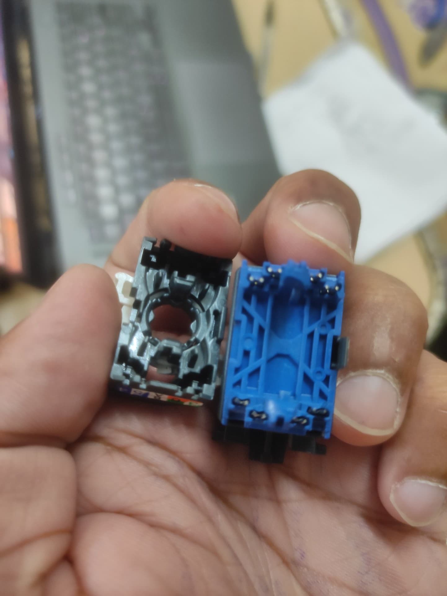 p-2025-04-25-18-14-13-000-1-eKjvAKHo